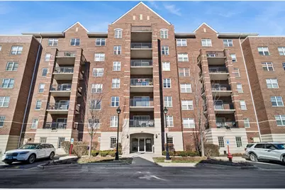 390 W Mahogany Court #504, Palatine, IL 60067 - Photo 1