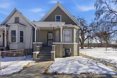 5711 S Lowe Avenue, Chicago, IL 60621 - Photo 1