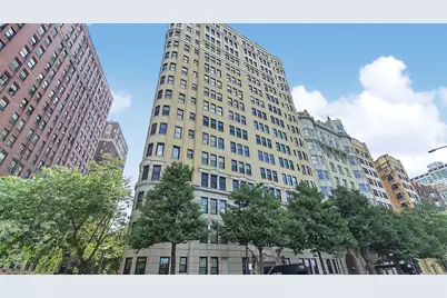 3300 N Lake Shore Drive #8D, Chicago, IL 60657 - Photo 1