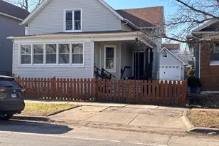 619 N Broadway St, Joliet, IL 60435 - Photo 1