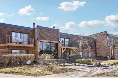 108 Mullingar Court #2D, Schaumburg, IL 60193 - Photo 1