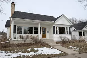 530 Fairview Ave, Glen Ellyn, IL 60137 - Photo 1