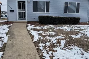 1273 E Chestnut St, Kankakee, IL 60901 - Photo 1