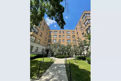 2610 W Balmoral Avenue #504, Chicago, IL 60625 - Photo 1