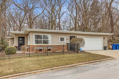 1001 Geneva Road, Saint Charles, IL 60174 - Photo 1