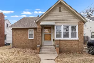 531 S Rockford Ave, Rockford, IL 61104 - Photo 1