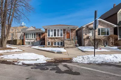 4543 N Kildare Avenue, Chicago, IL 60630 - Photo 1