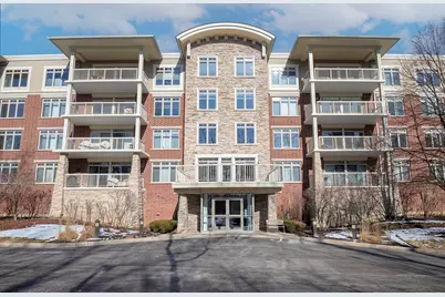 425 Benjamin Drive #403, Vernon Hills, IL 60061 - Photo 1