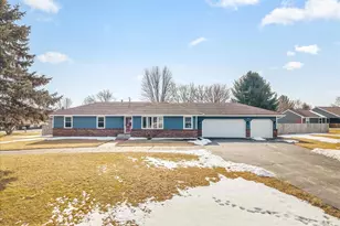 4361 Pfister Ln, Roscoe, IL 61073 - Photo 1