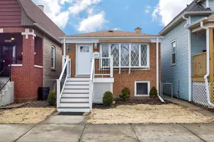 4533 N Keystone Ave, Chicago, IL 60630 - Photo 1