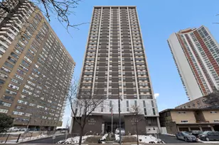 6147 N Sheridan Rd, Chicago, IL 60660 - Photo 1