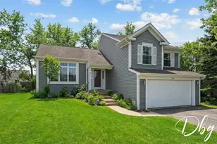 389 E Cherry Cove Ln, Round Lake Beach, IL 60073 - Photo 1