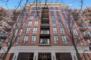 343 W Old Town Ct, Chicago, IL 60610 - Photo 1