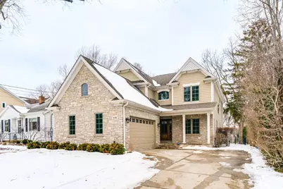 218 Coolidge Place, Libertyville, IL 60048 - Photo 1