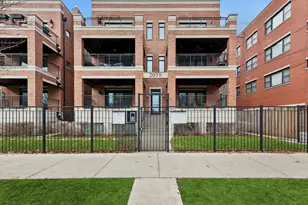 2018 W Le Moyne St, Chicago, IL 60622 - Photo 1