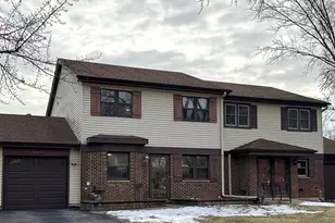 23W447 Greenbriar Dr, Naperville, IL 60540 - Photo 1