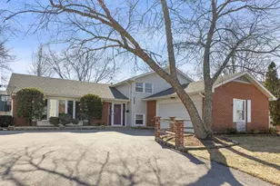 755 Surryse Rd, Lake Zurich, IL 60047 - Photo 1