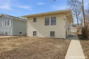 3022 Gabriel Ave, Zion, IL 60099 - Photo 1