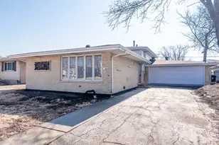 7849 80th Pl, Bridgeview, IL 60455 - Photo 1