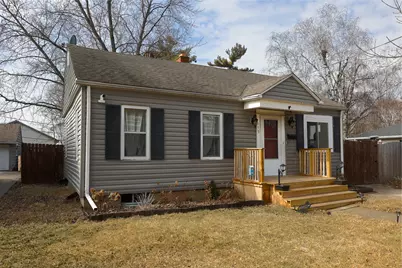 113 S Westlawn Avenue, Aurora, IL 60506 - Photo 1