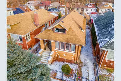 7715 S Oglesby Avenue, Chicago, IL 60649 - Photo 1