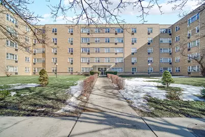 6161 N Hoyne Avenue #302, Chicago, IL 60659 - Photo 1