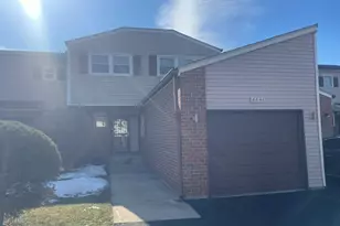 6841 Sussex Rd, Tinley Park, IL 60477 - Photo 1
