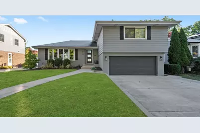 849 S Swain Avenue, Elmhurst, IL 60126 - Photo 1