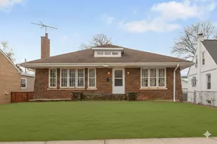 556 Orchard Ct, Des Plaines, IL 60016 - Photo 1