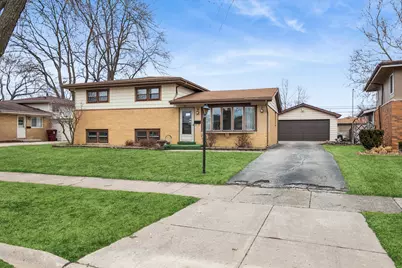 87 E Craig Drive, Chicago Heights, IL 60411 - Photo 1