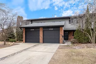 1026 Briarcliffe Blvd, Wheaton, IL 60189 - Photo 1