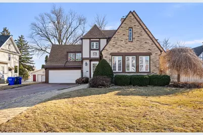 215 W Prospect Street, Kewanee, IL 61443 - Photo 1