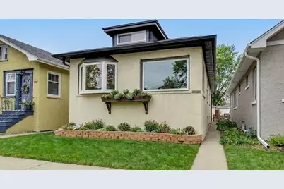 1161 S Ridgeland Avenue, Oak Park, IL 60304 - Photo 1