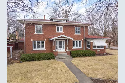 1926 E Oakland Avenue, Bloomington, IL 61701 - Photo 1