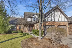 26 Lake Ridge Club Dr, Burr Ridge, IL 60527 - Photo 1