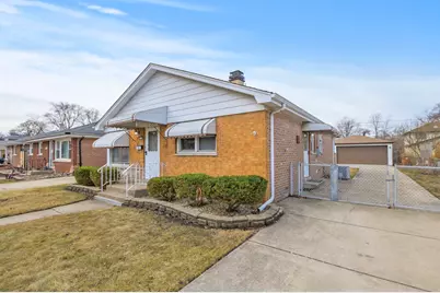 8936 Sproat Avenue, Oak Lawn, IL 60453 - Photo 1