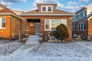 5531 S Neva Ave, Chicago, IL 60638 - Photo 1