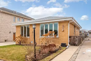 4816 N Nordica Ave, Chicago, IL 60656 - Photo 1
