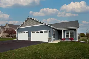 154 S Llanos St, Cortland, IL 60112 - Photo 1