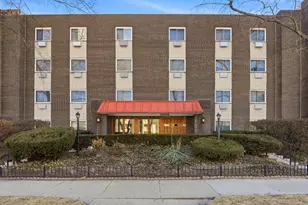 10015 Beverly Dr, Skokie, IL 60076 - Photo 1