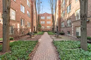 219 N Oak Park Ave, Oak Park, IL 60302 - Photo 1