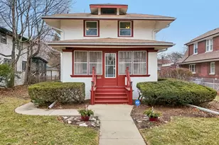 806 N Euclid Ave, Oak Park, IL 60302 - Photo 1