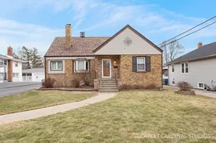 232 S Oakland Ave, Villa Park, IL 60181 - Photo 1