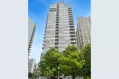 653 N Kingsbury Street #802, Chicago, IL 60654 - Photo 1