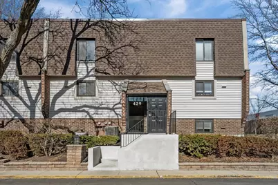 429 Elm Street #5J, Deerfield, IL 60015 - Photo 1
