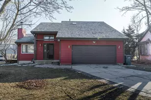 34439 N Saddle Ln, Gurnee, IL 60031 - Photo 1