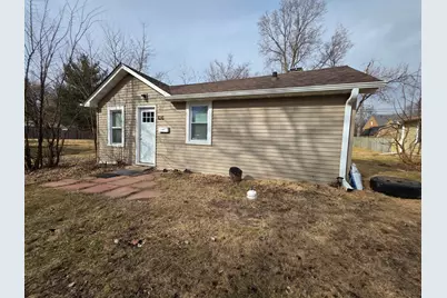 616 Glenwood Avenue, Elgin, IL 60120 - Photo 1