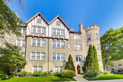 2300 W Farwell Avenue #3, Chicago, IL 60645 - Photo 1