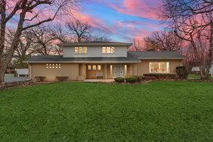 18655 Oakwood Ave, Lansing, IL 60438 - Photo 1