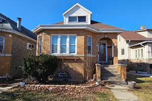 2632 N Oak Park Ave, Chicago, IL 60707 - Photo 1